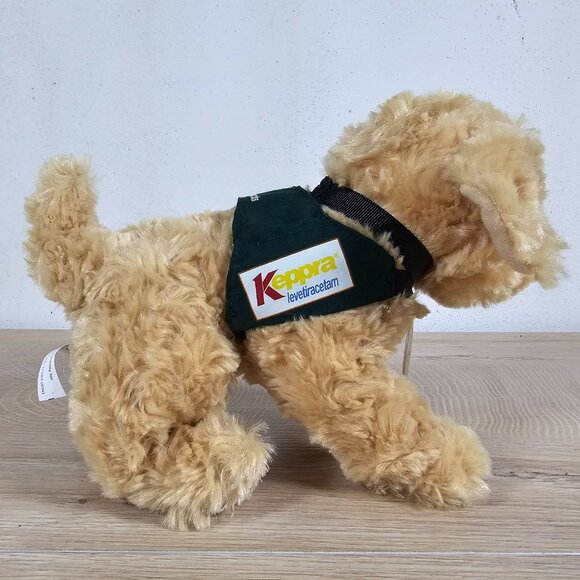 UCB Canine Assistants Keppie Yellow Labrador Dog Plush Toy Keppra Advertising 8" - Picture 4 of 9